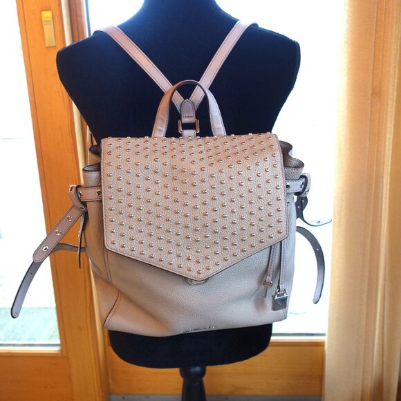 Michael Kors Studded Bristol calfskin backpack Pearl Grey - Picture 4 of 15